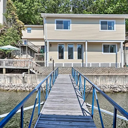 On-The-Water Retreat With Dock Pet Friendly! Villa